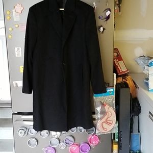 Men's medium long  pea coat...heay weight...